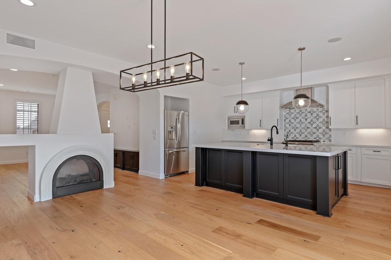 105 West De La Guerra Street, Unit Y - Photo 2 of 25