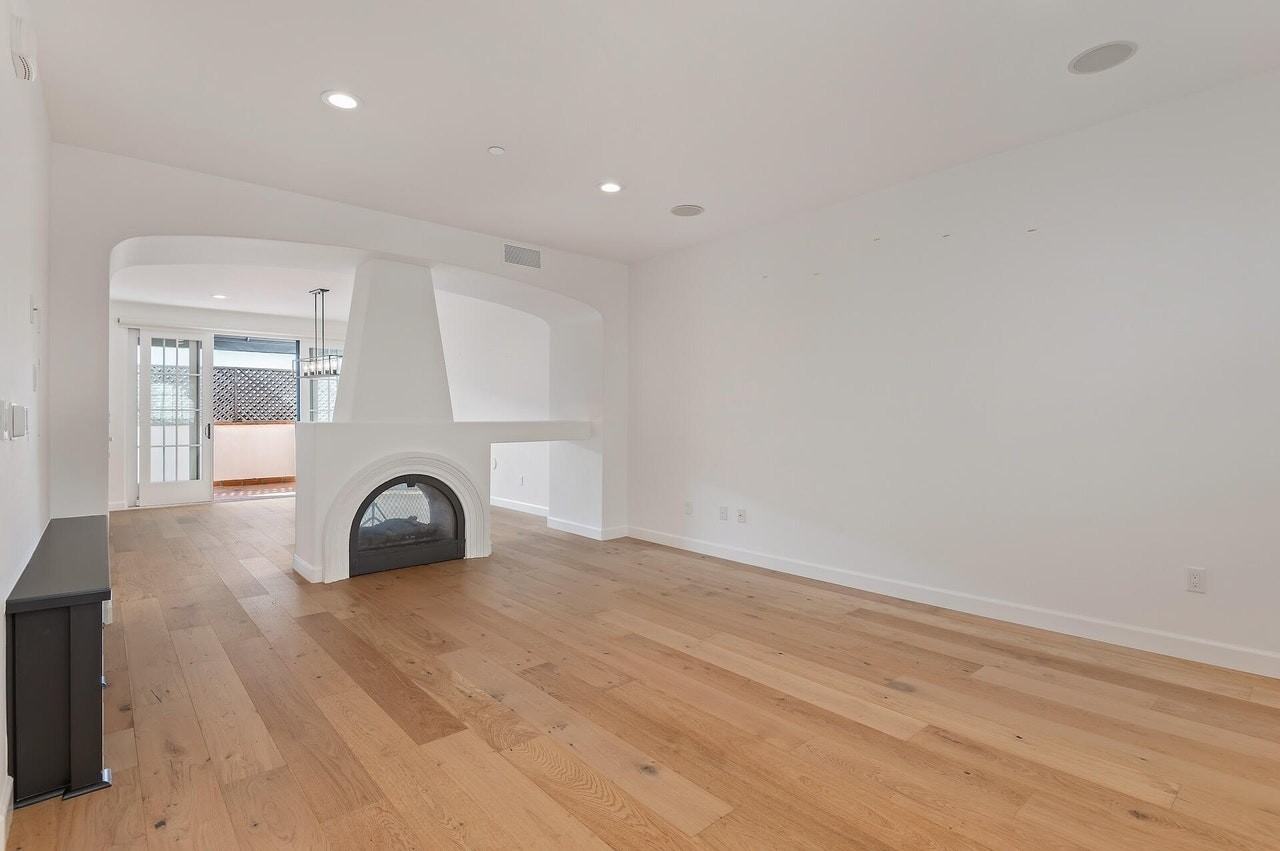 105 West De La Guerra Street, Unit Y - Photo 7 of 25