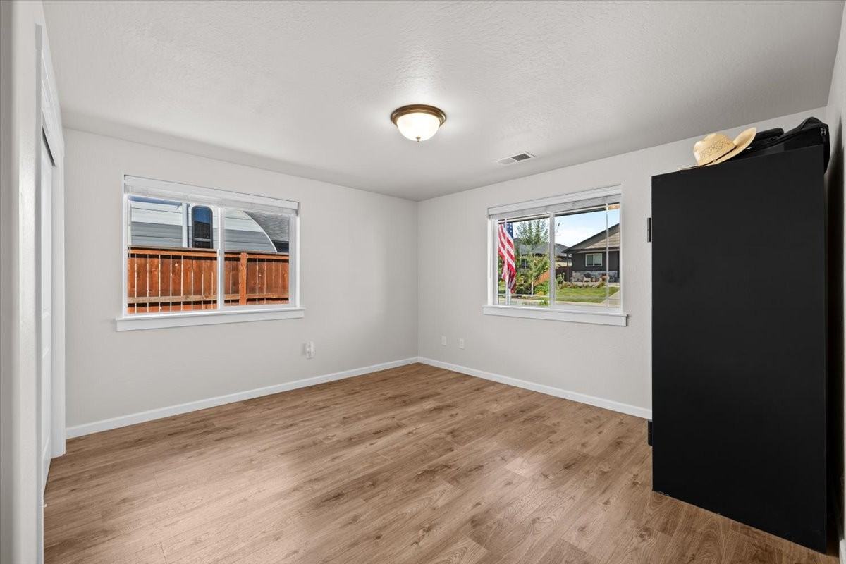 507 Snyder Dr #1 - Photo 6 of 22