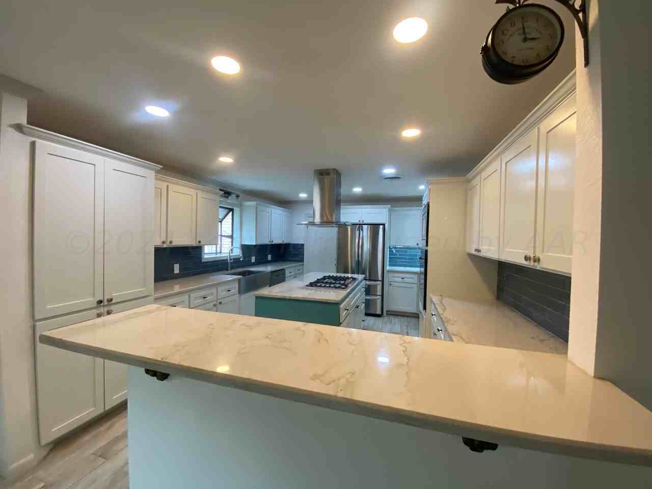 3606 S Austin St - Photo 3 of 24