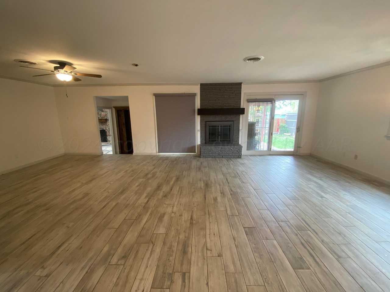 3606 S Austin St - Photo 5 of 24