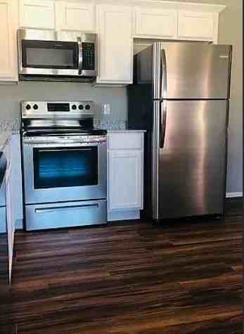 2787 W Blackstone Xing - Photo 2 of 6