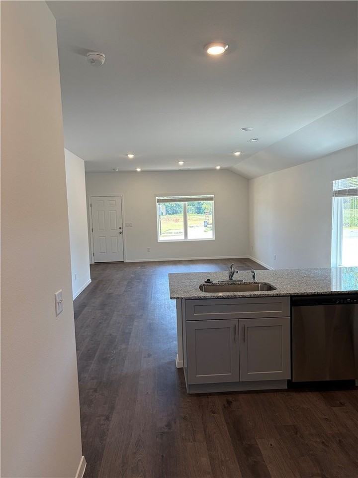 2813 S Ouachita Drive #2813 - Photo 3 of 10