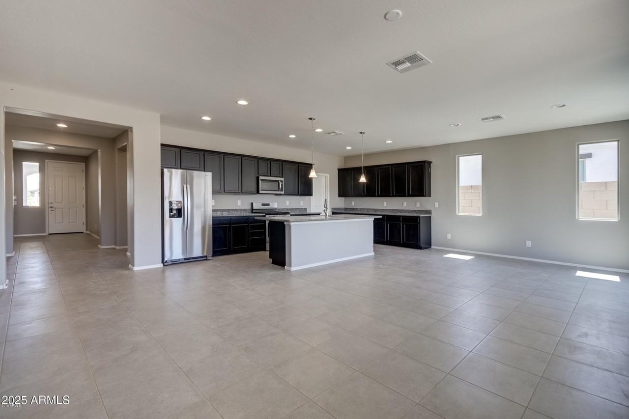 22505 E Via Las Brisas - Photo 3 of 26