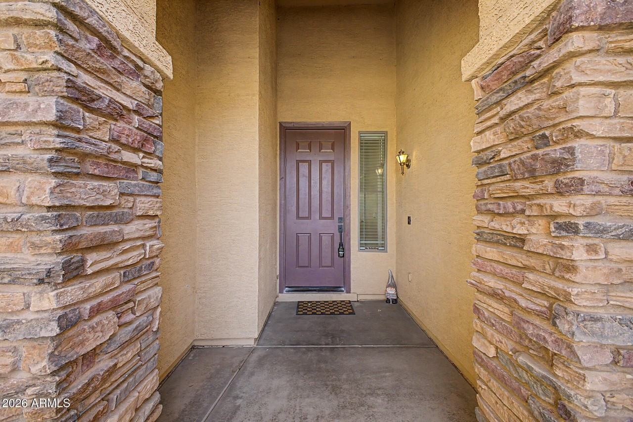 2465 W Quick Draw Way - Photo 7 of 37