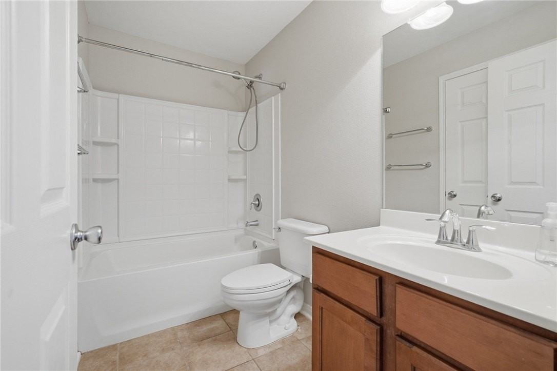 313 San Rafael Dr - Photo 7 of 29