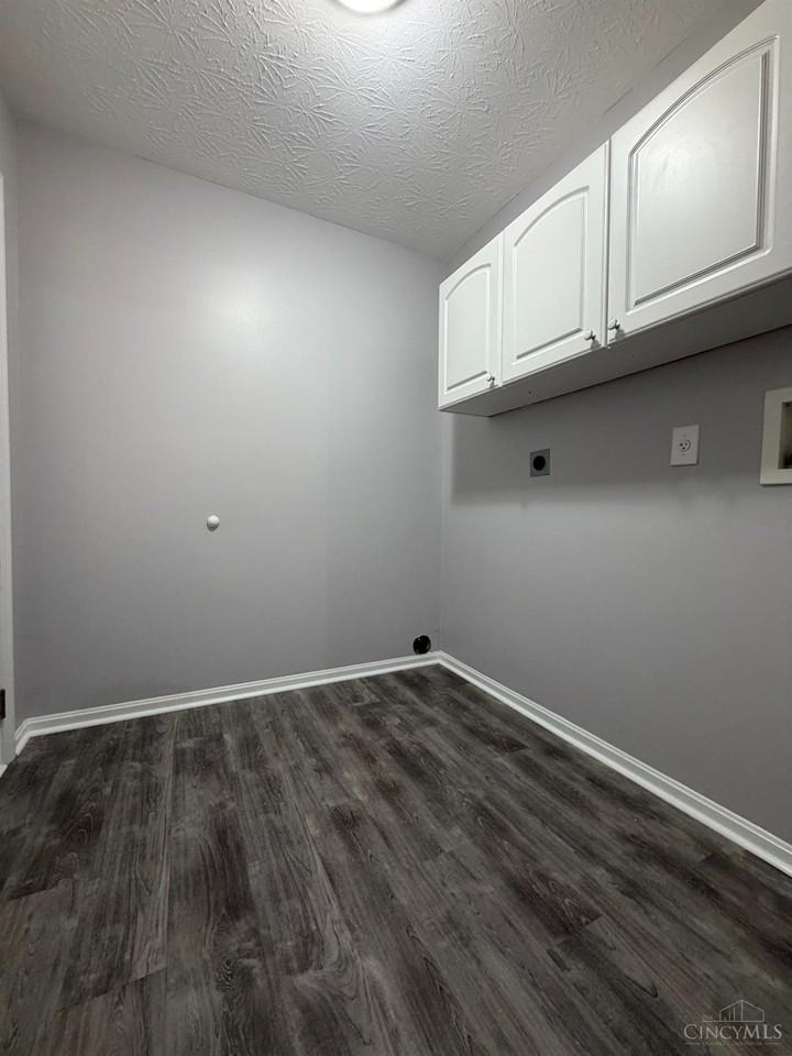 7801 Livingston Ct - Photo 7 of 20