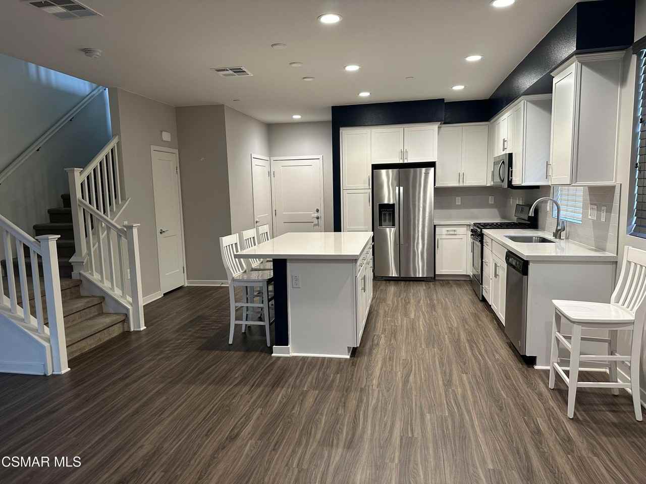 139 Farmhouse Dr #6 - Photo 4 of 39