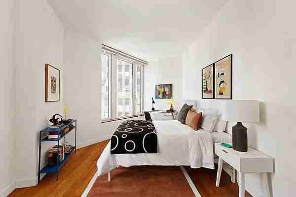 15 William St - Photo 2 of 10