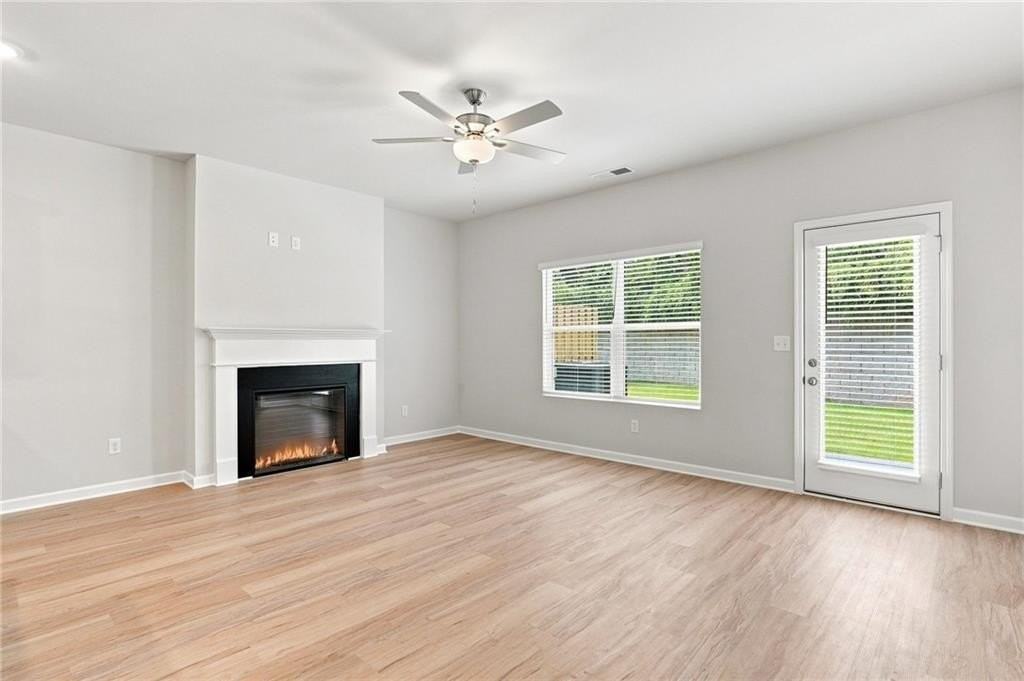 387 Lanier Cir - Photo 5 of 29
