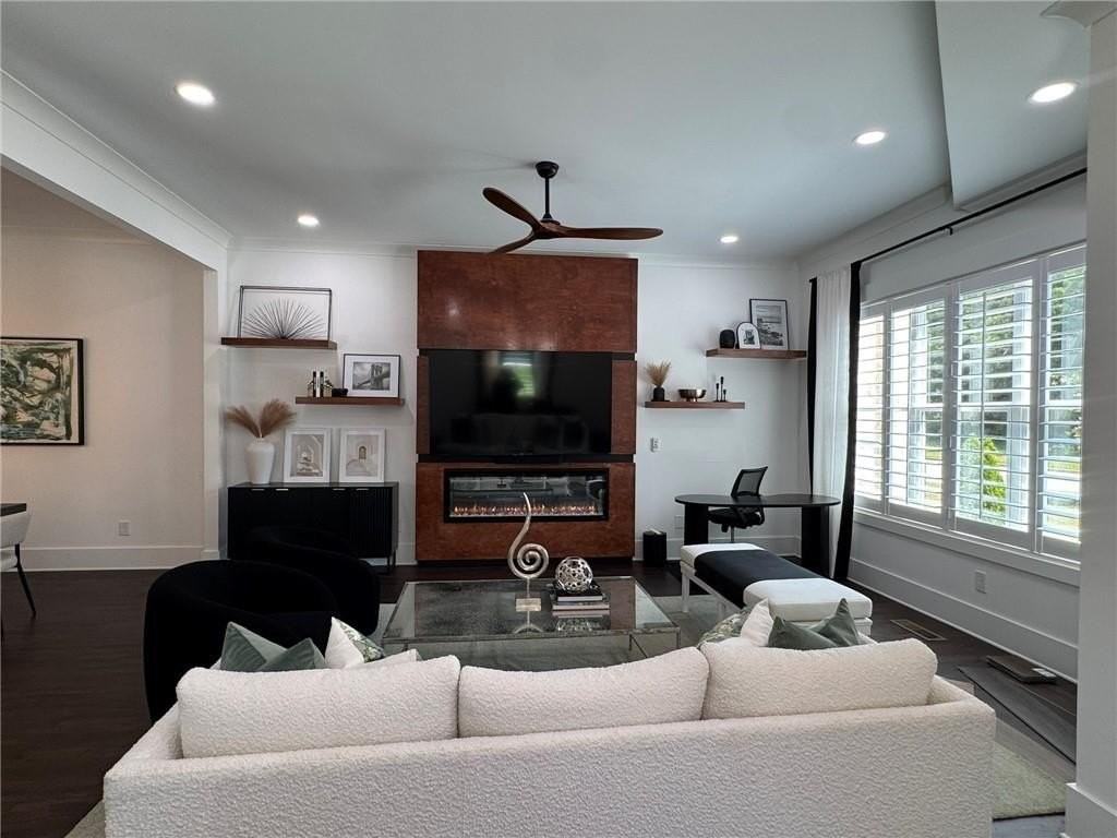 157 Brush Creek Ct - Photo 7 of 50