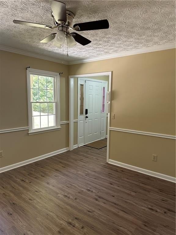 3305 Maple Ridge Ct - Photo 3 of 33
