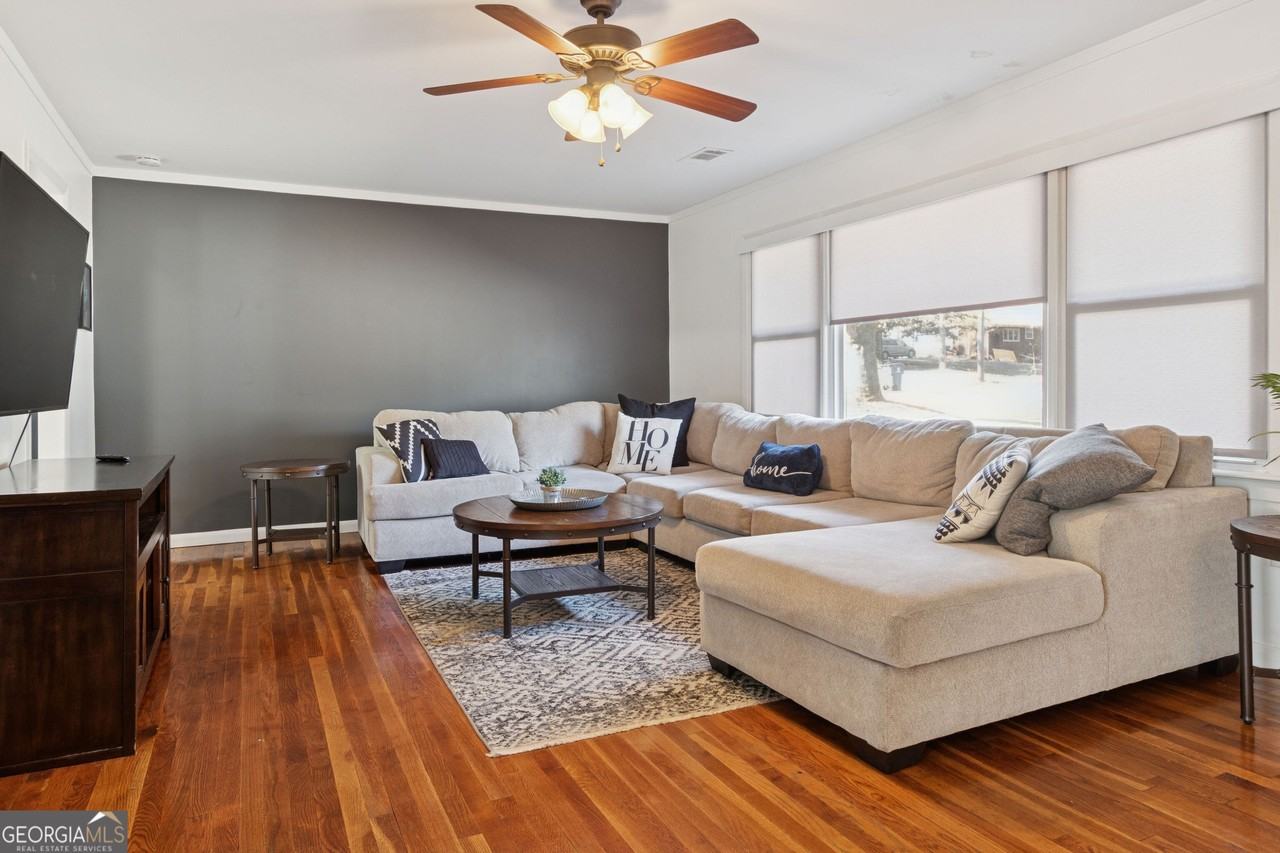 115 Pine Tree Dr #A - Photo 2 of 14