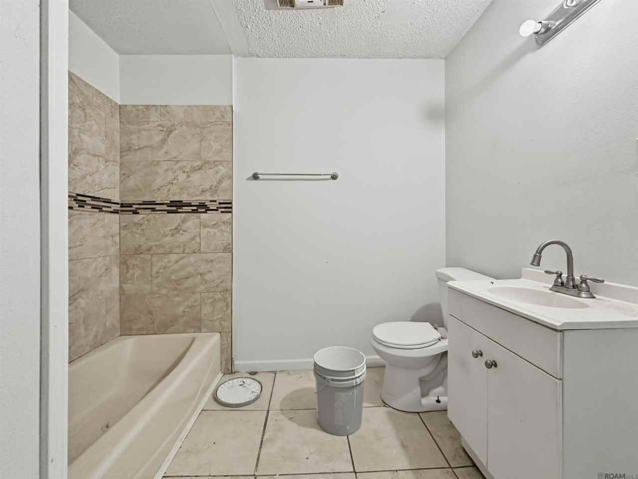 5156 Linden St - Photo 5 of 8
