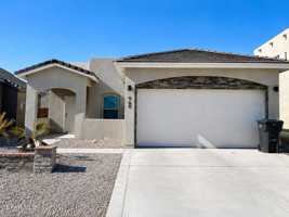 featured image of 909 Malven Pl