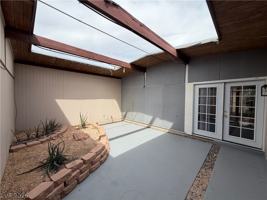 featured image of 4512 Exposition Ave