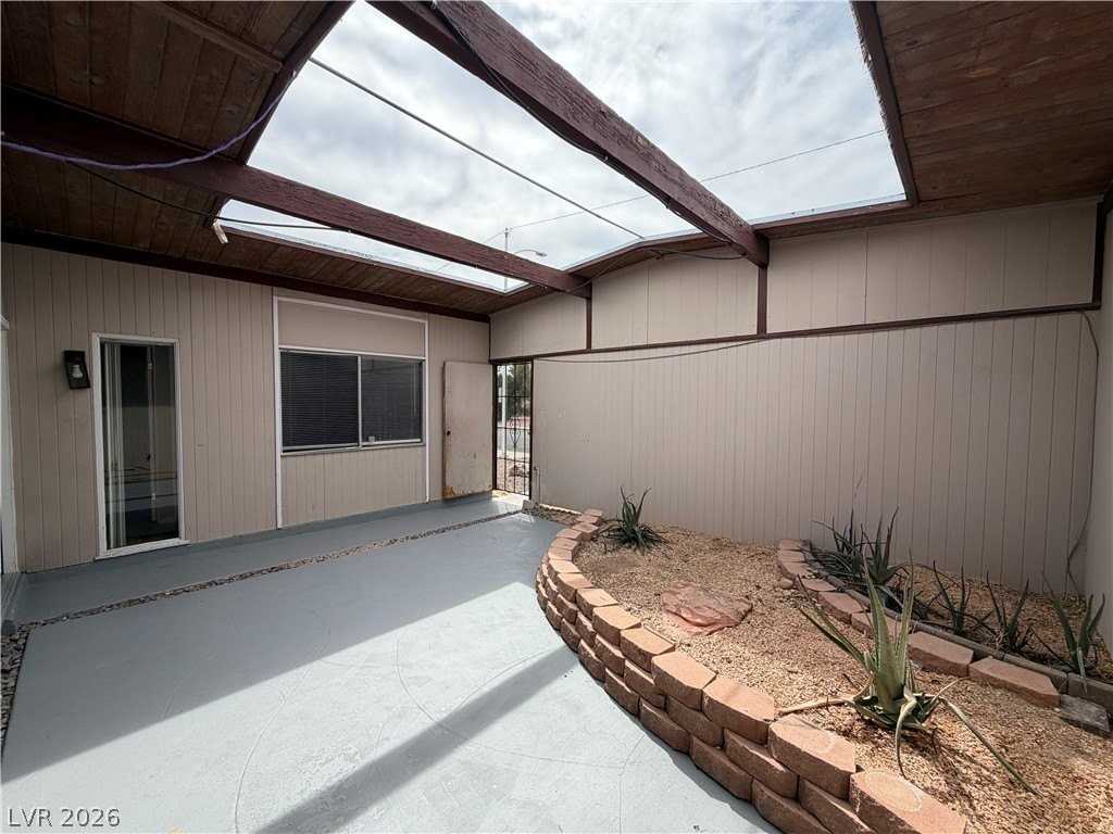 4512 Exposition Ave - Photo 2 of 23