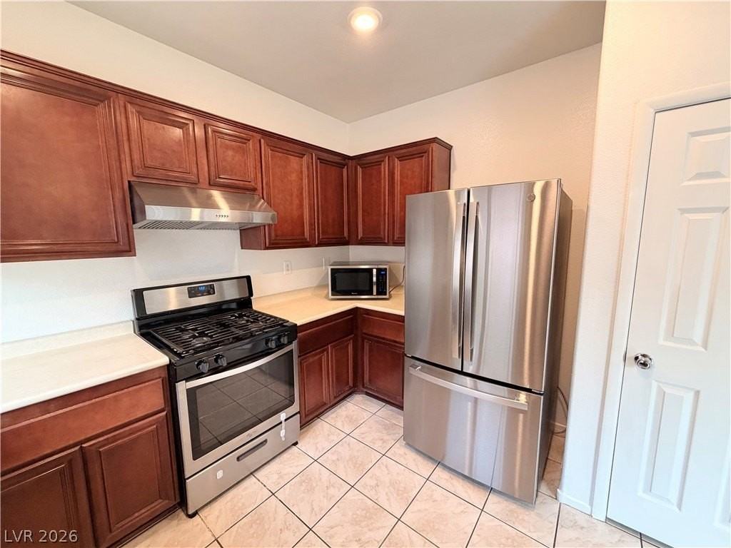 6212 W Cougar Ave - Photo 5 of 36