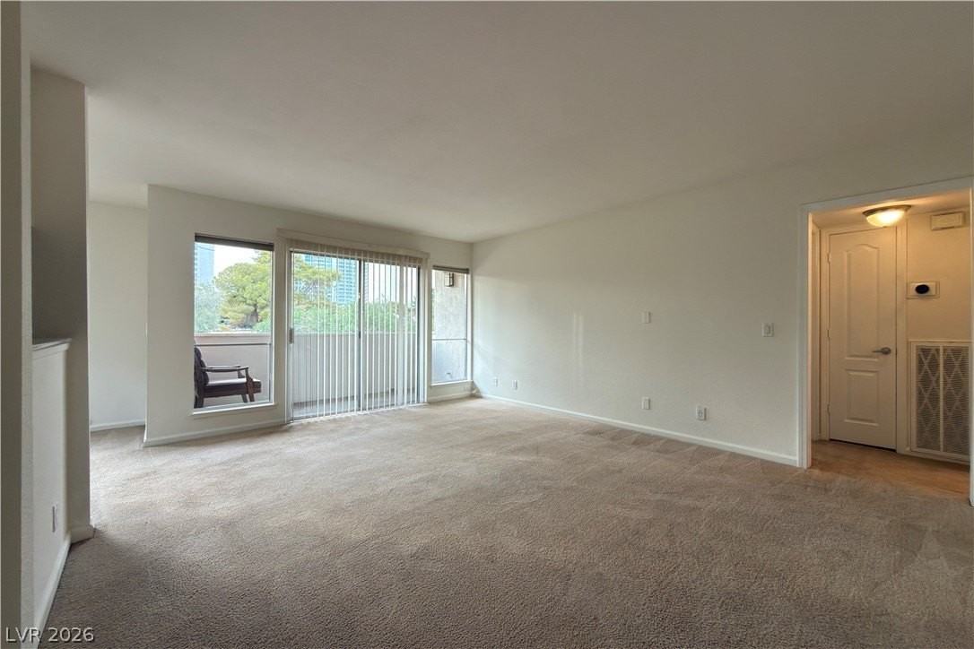 618 Oakmont Ave #2308 - Photo 2 of 12