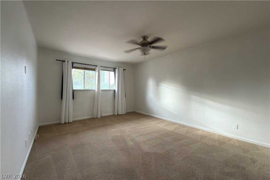 618 Oakmont Ave #2308 - Photo 4 of 12