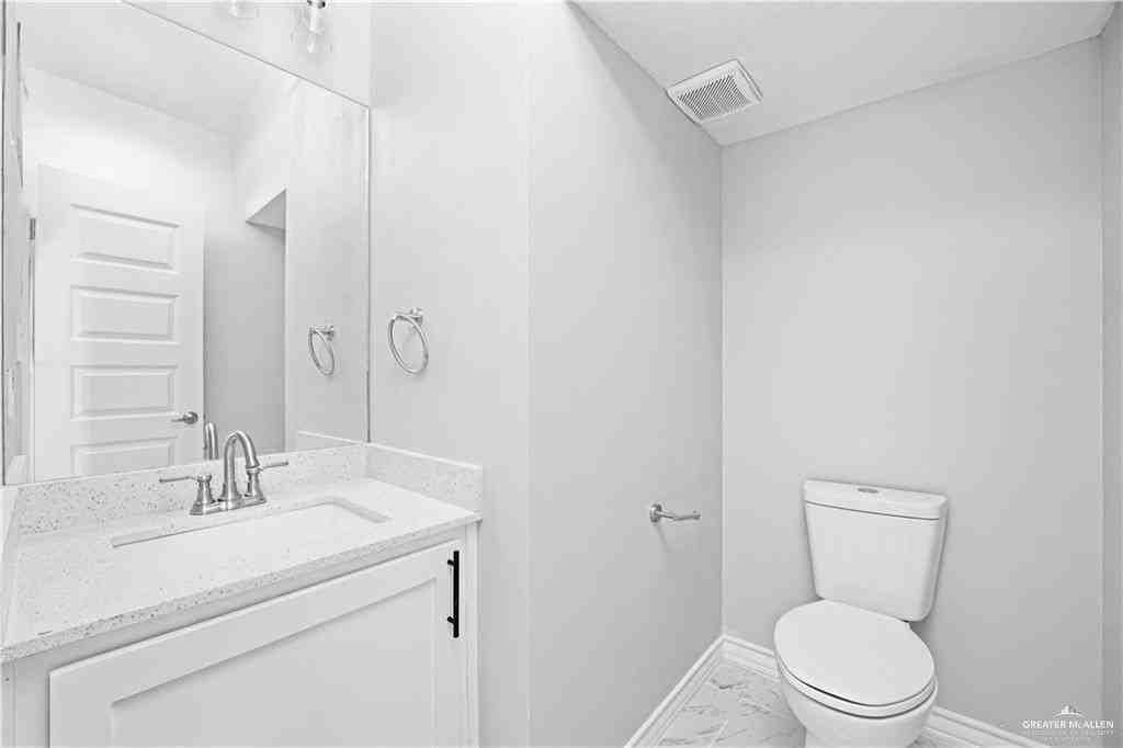 2408 E San Andrea St #2 - Photo 4 of 9