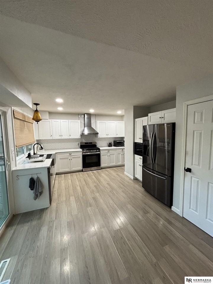 11737 Fisher House Rd - Photo 5 of 20
