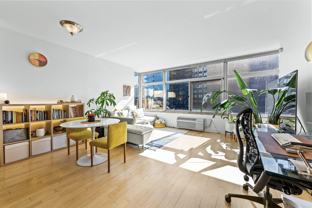 10 Regent St #614R - Photo 1 of 1