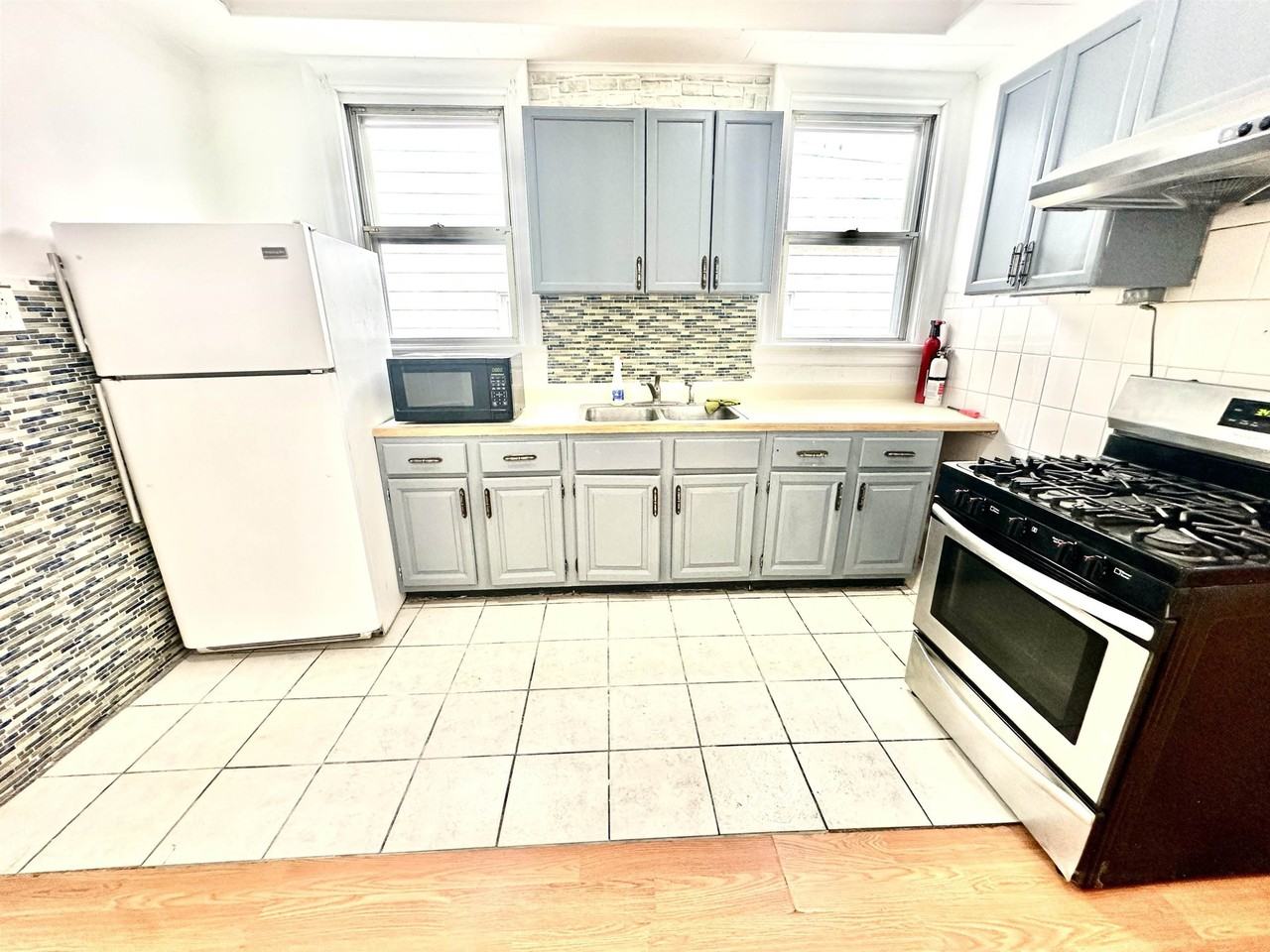 150 Carlton Ave #2 - Photo 3 of 17