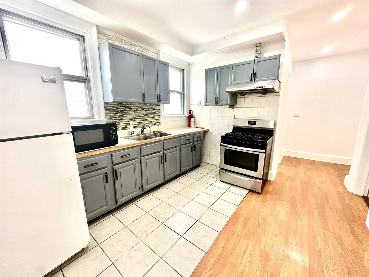 150 Carlton Ave #2 - Photo 5 of 17