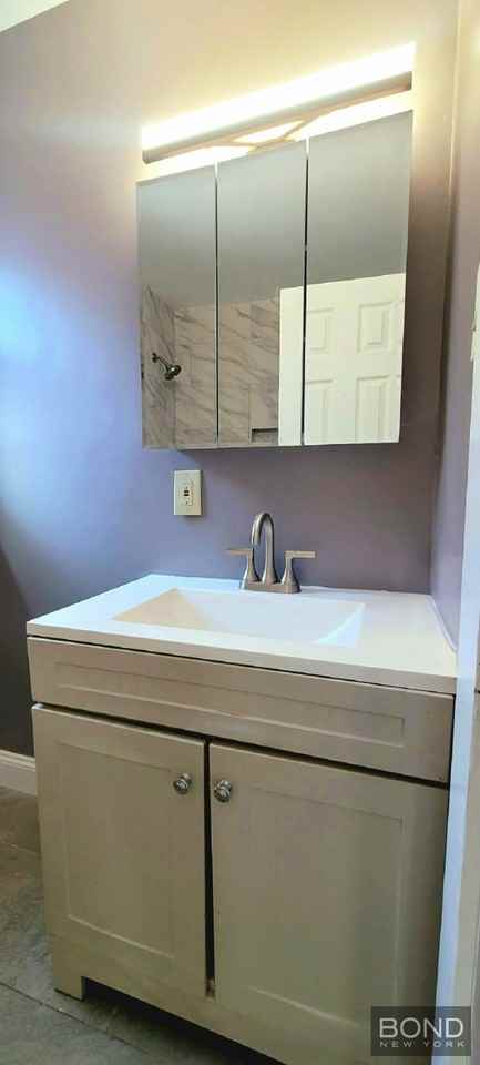 624 Underhill Ave - Photo 6 of 10