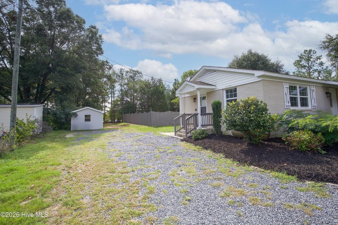 292 Archie Rd - Photo 4 of 49