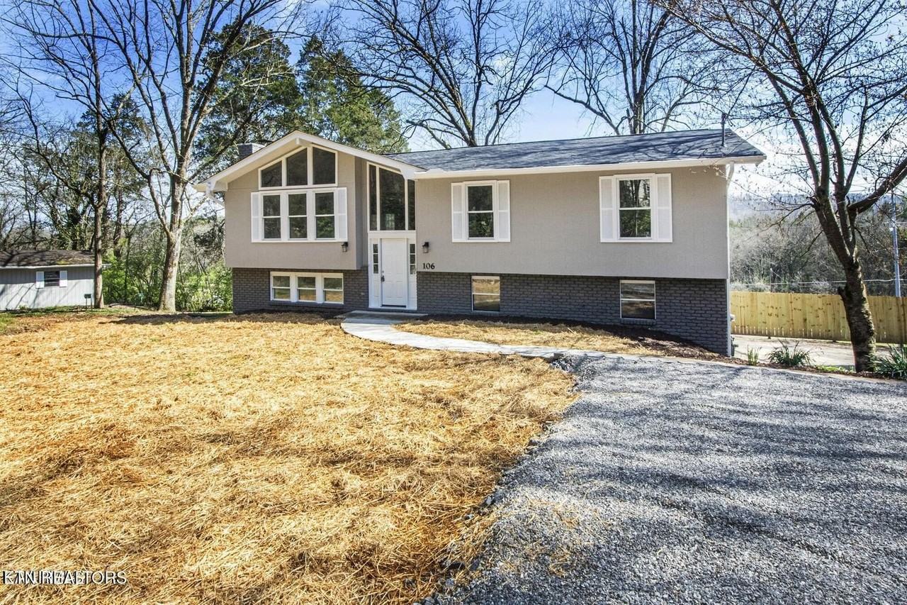 106 Newport Dr - Photo 2 of 19