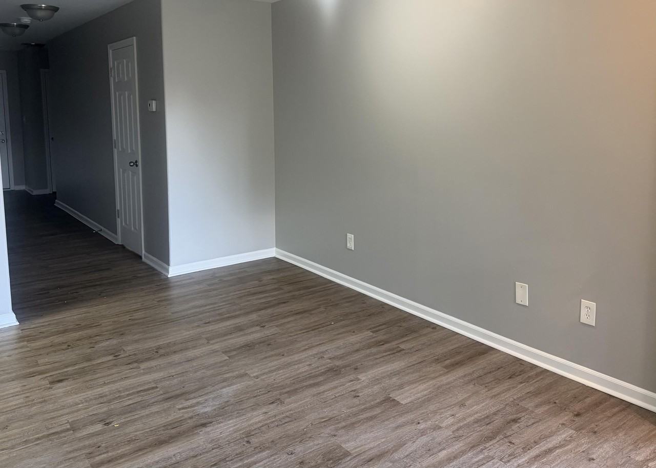 3828 Pinecrest Way - Photo 6 of 19