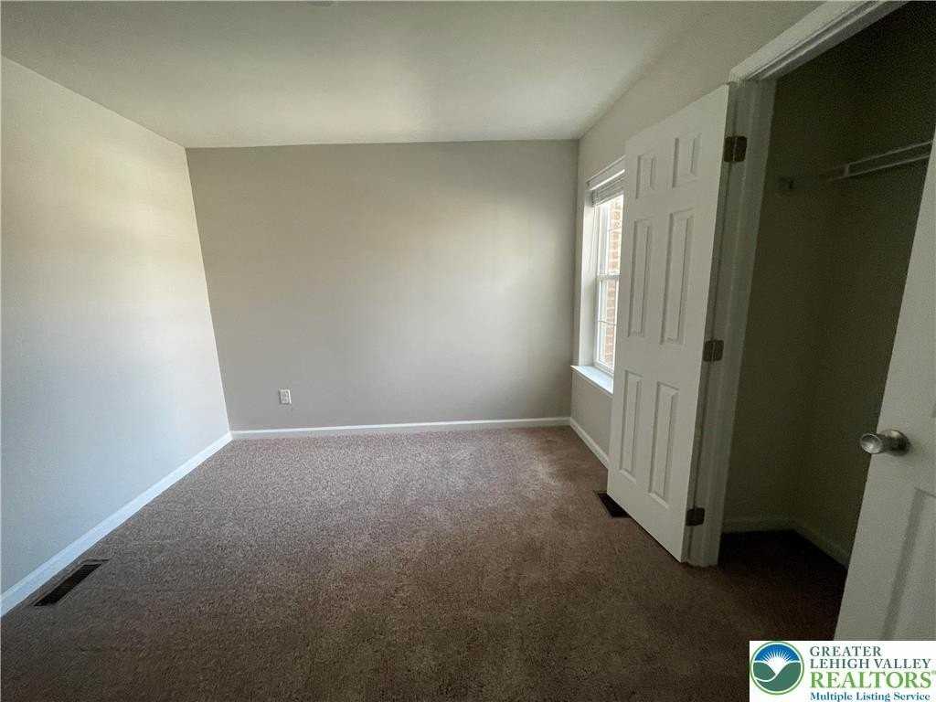 1453 Tarpan Ln - Photo 3 of 21