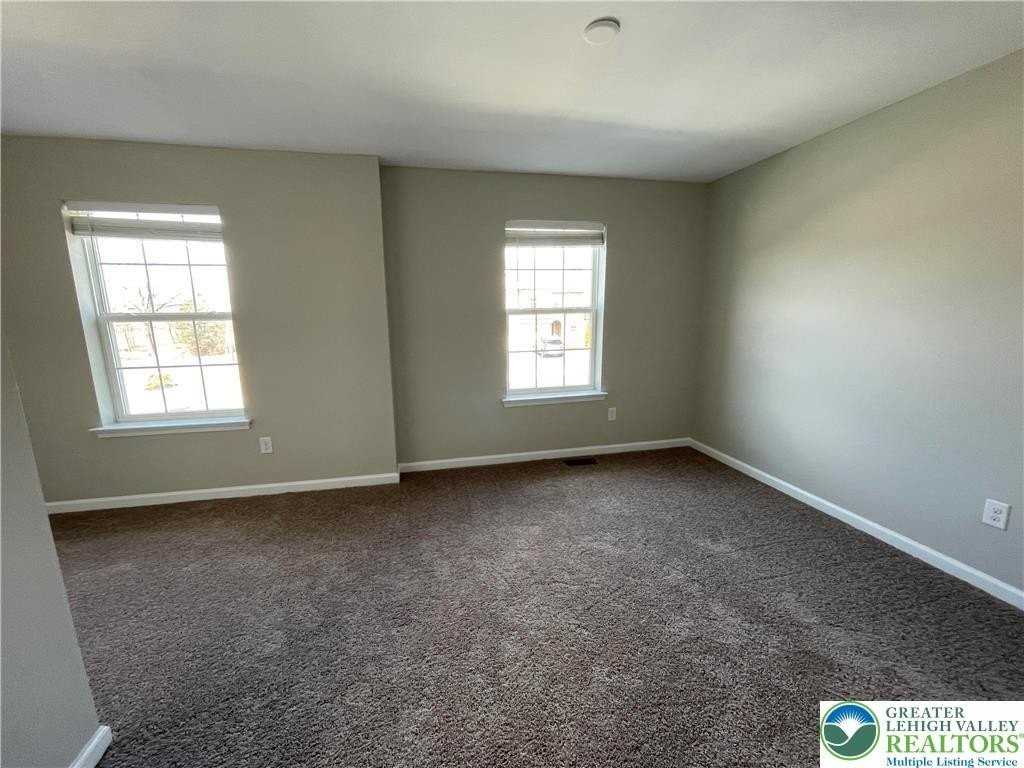 1453 Tarpan Ln - Photo 4 of 21