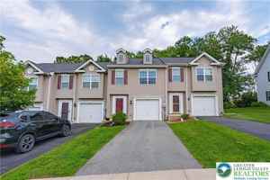 featured image of 713 Blue Heron Dr