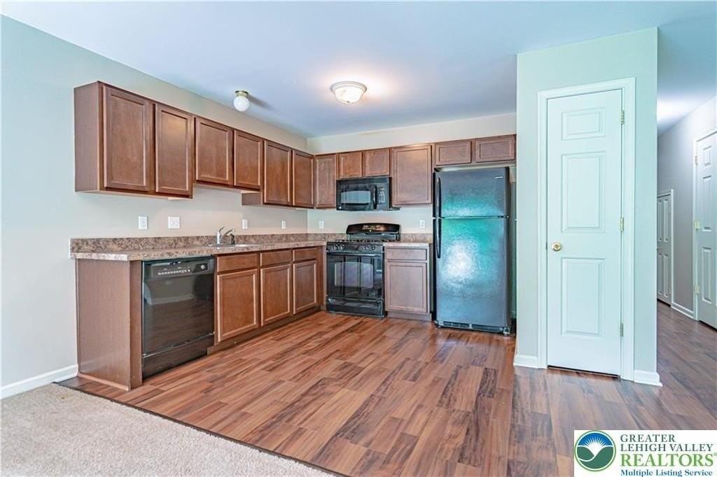 713 Blue Heron Dr - Photo 5 of 18