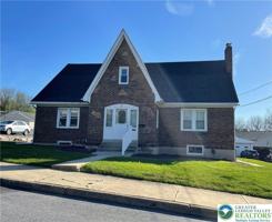 featured image of 511 Washington Ave #2A