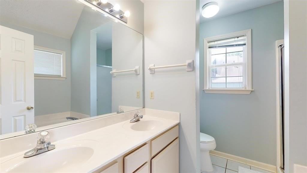 195 Cross Point Dr - Photo 7 of 15