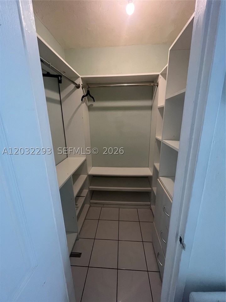 851 Meridian Ave #44 - Photo 5 of 9