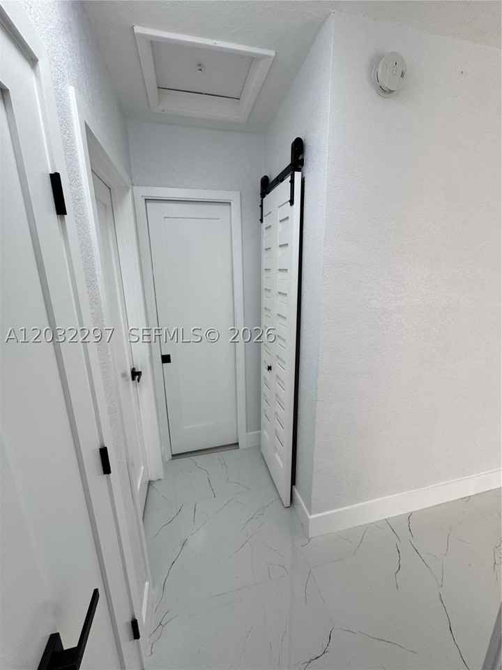 1096 Ne 157th Ter - Photo 6 of 15