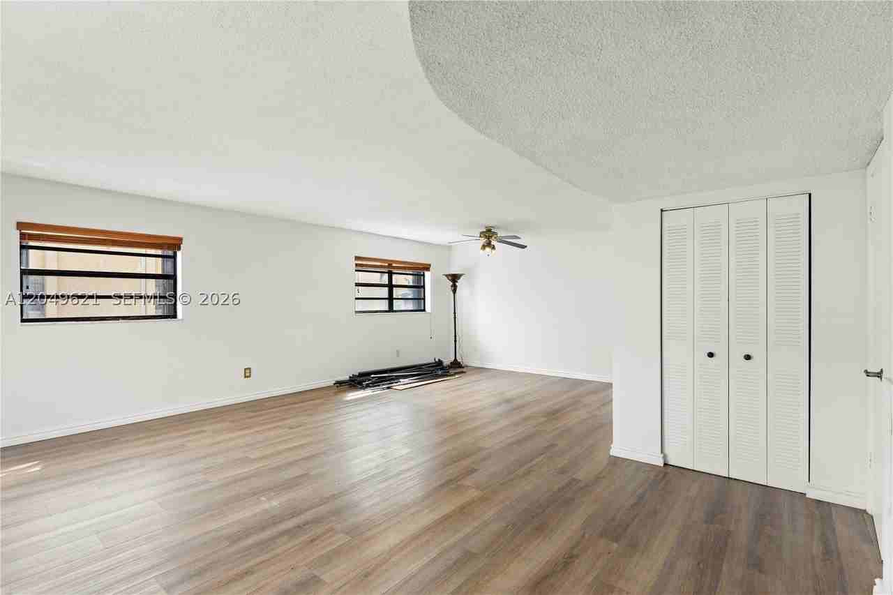 13745 Sw 84th St #A - Photo 3 of 30