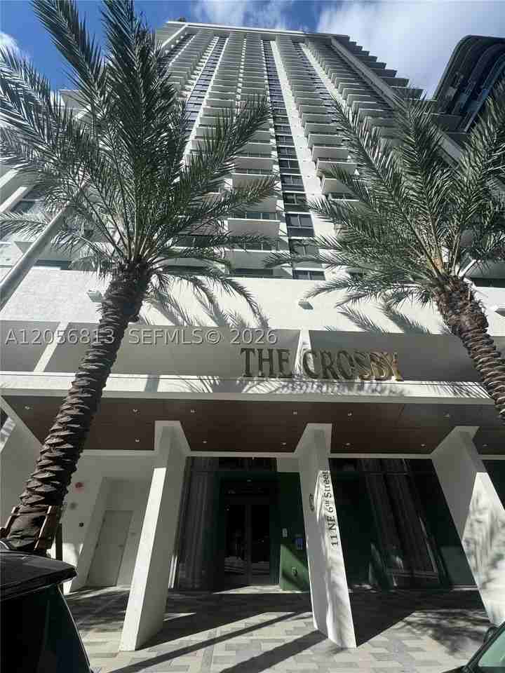 11 Ne 6th St #705