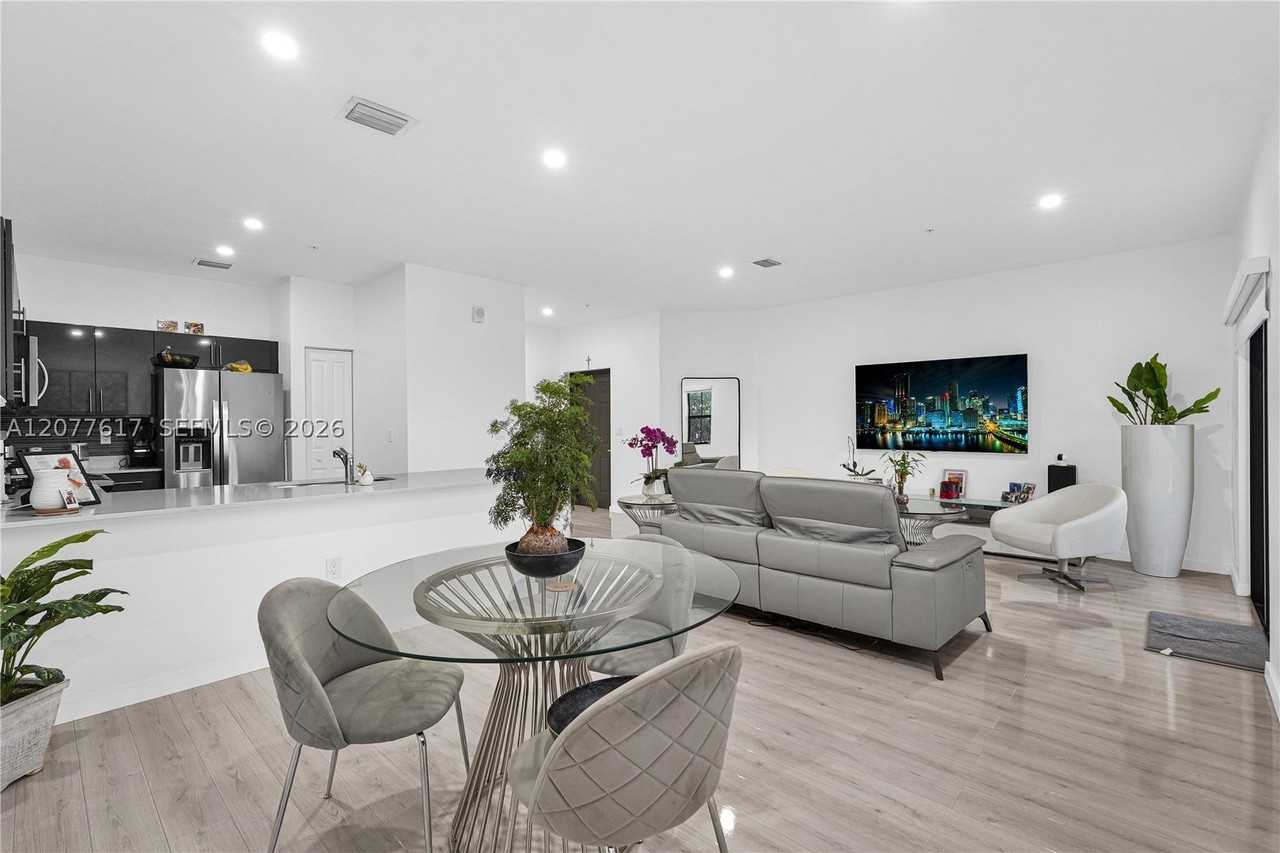 15600 Sw 136th St #102 - Photo 5 of 22