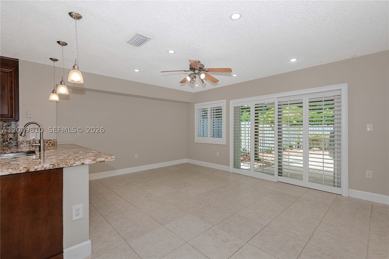 1397 Harbour Side Dr #1397 - Photo 5 of 29