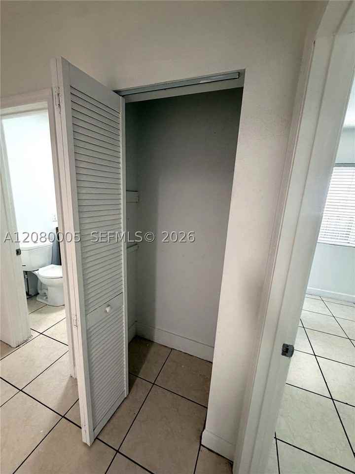 1436 Sw 5th St #0 - Photo 7 of 12