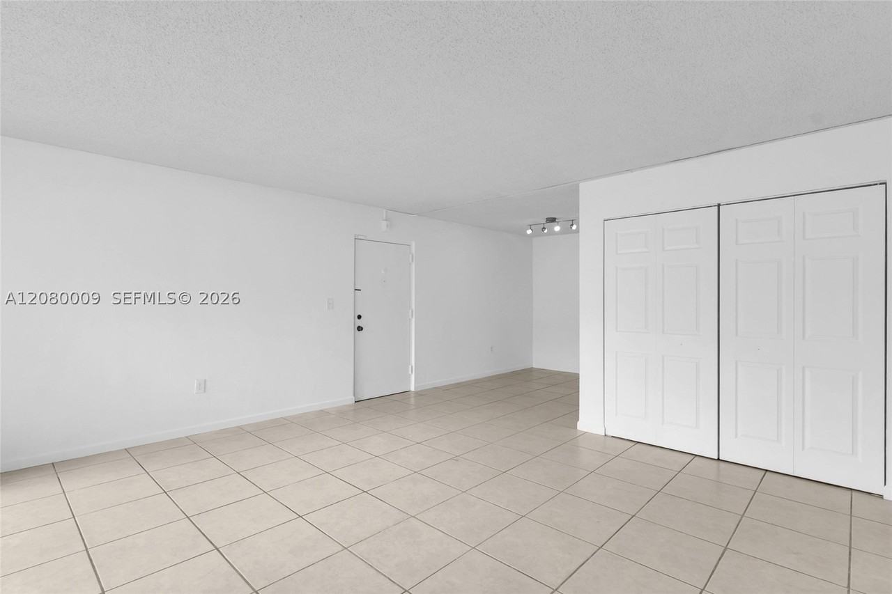 7100 Fairway Dr #K11 - Photo 4 of 21