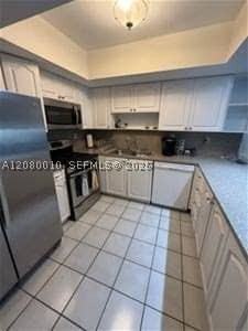 10641 Sw 113th Pl #76W - Photo 3 of 5