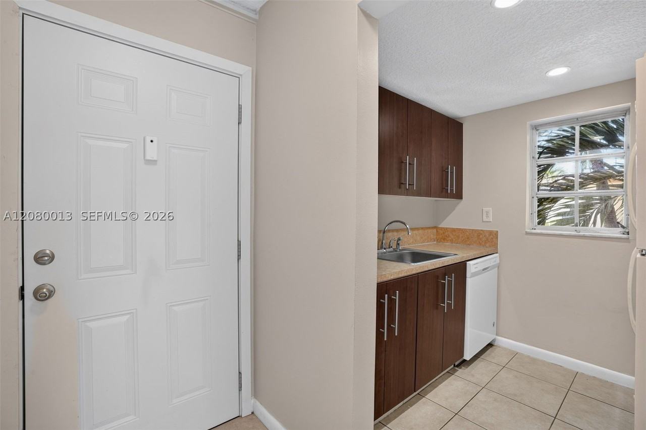 8600 Sw 109th Ave #4-205 - Photo 3 of 16