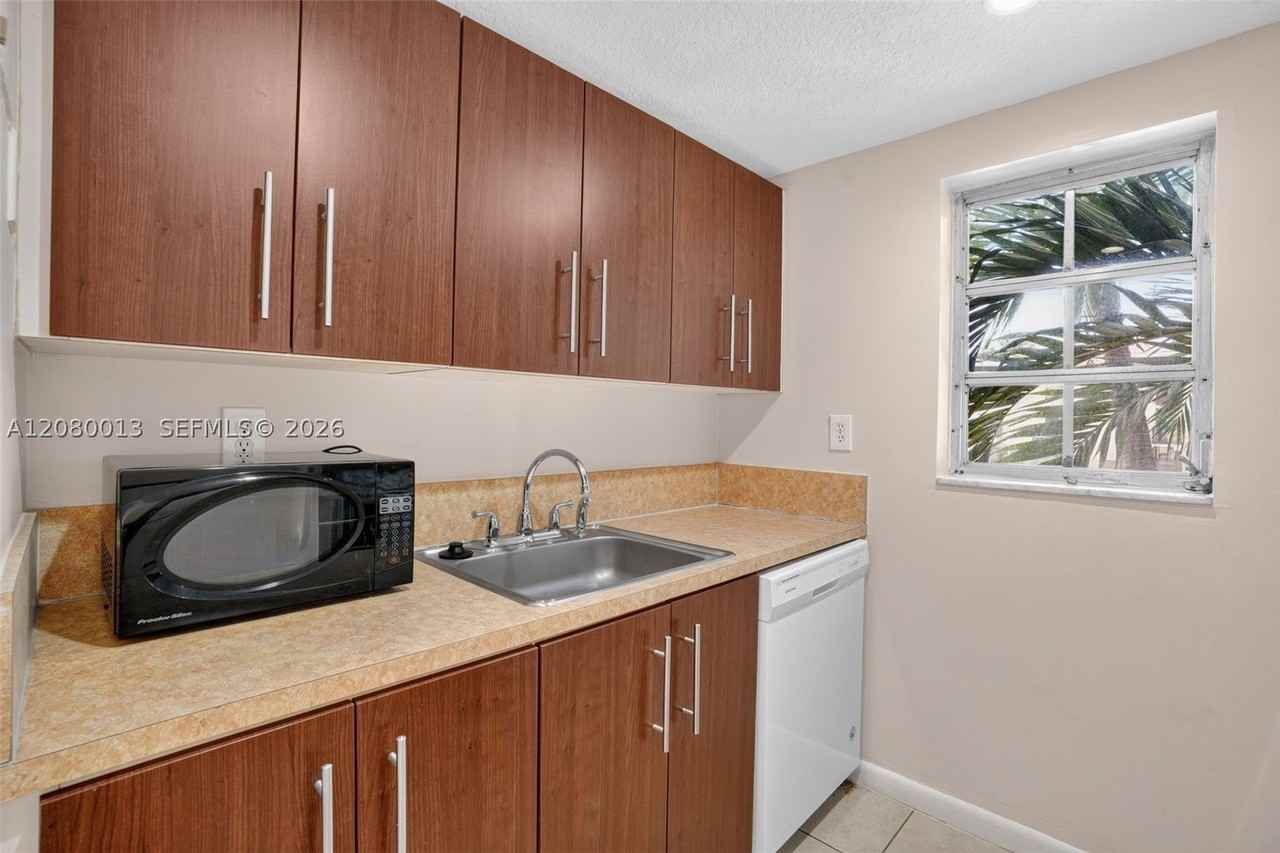 8600 Sw 109th Ave #4-205 - Photo 4 of 16